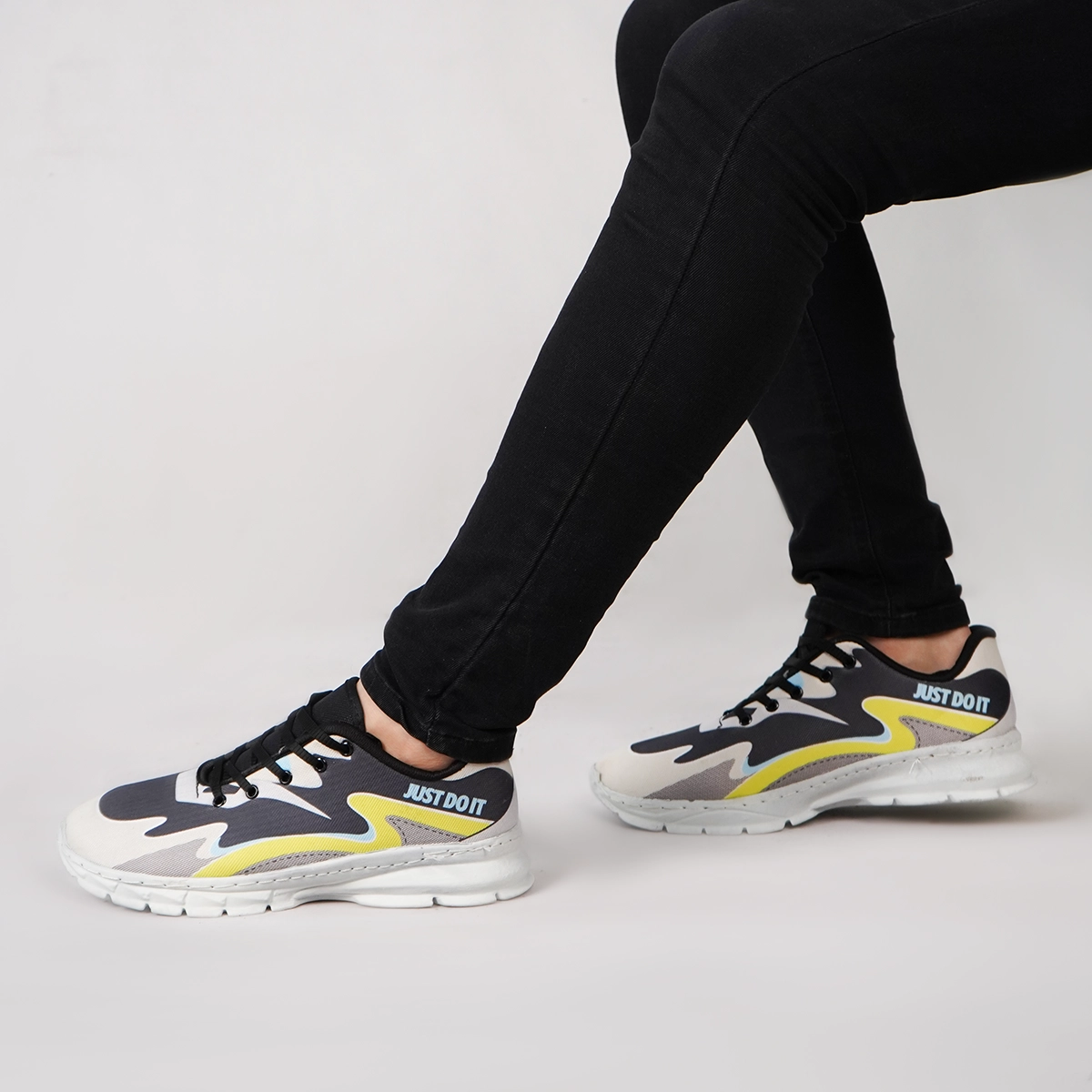 کفش ورزشی مردانه (T) مشکی زرد مدل Just do it